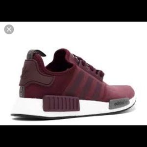 Women’s adidas boost tennis shoes